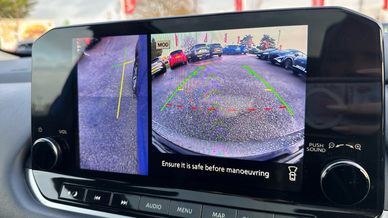 Nissan Qashqai 1.3 DiG-T MH Premiere Edition 5dr Petrol Hatchback